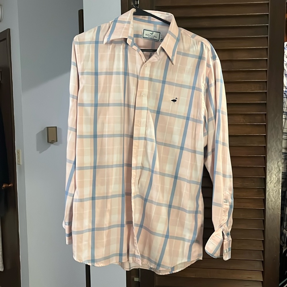 Men’s Properly Tied dress shirt. S